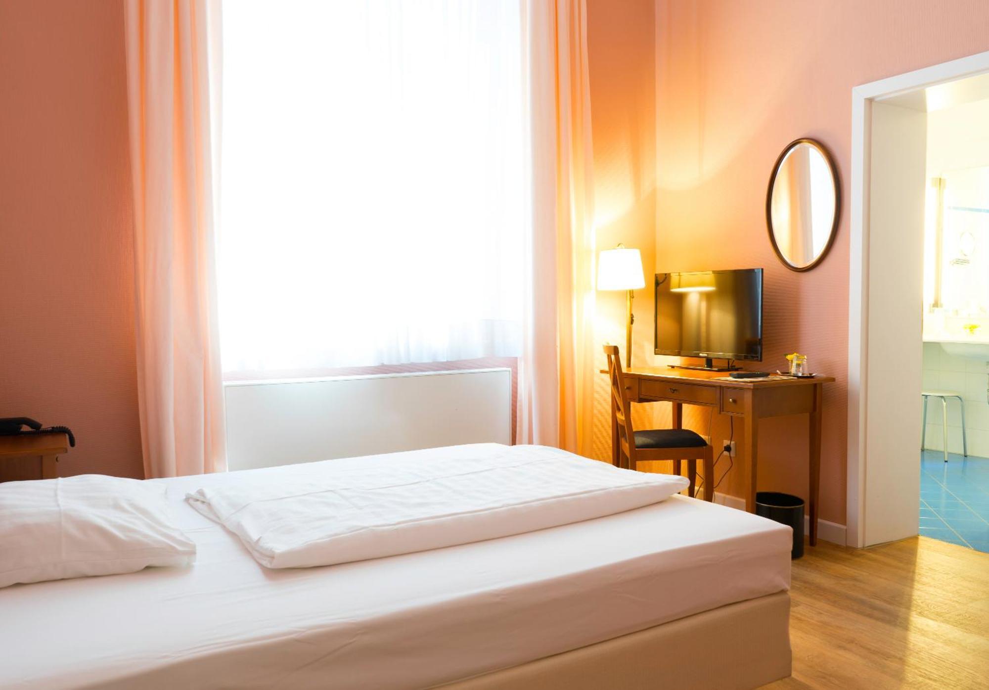 Hotel Villa Viktoria Luise Blankenburg  Bagian luar foto